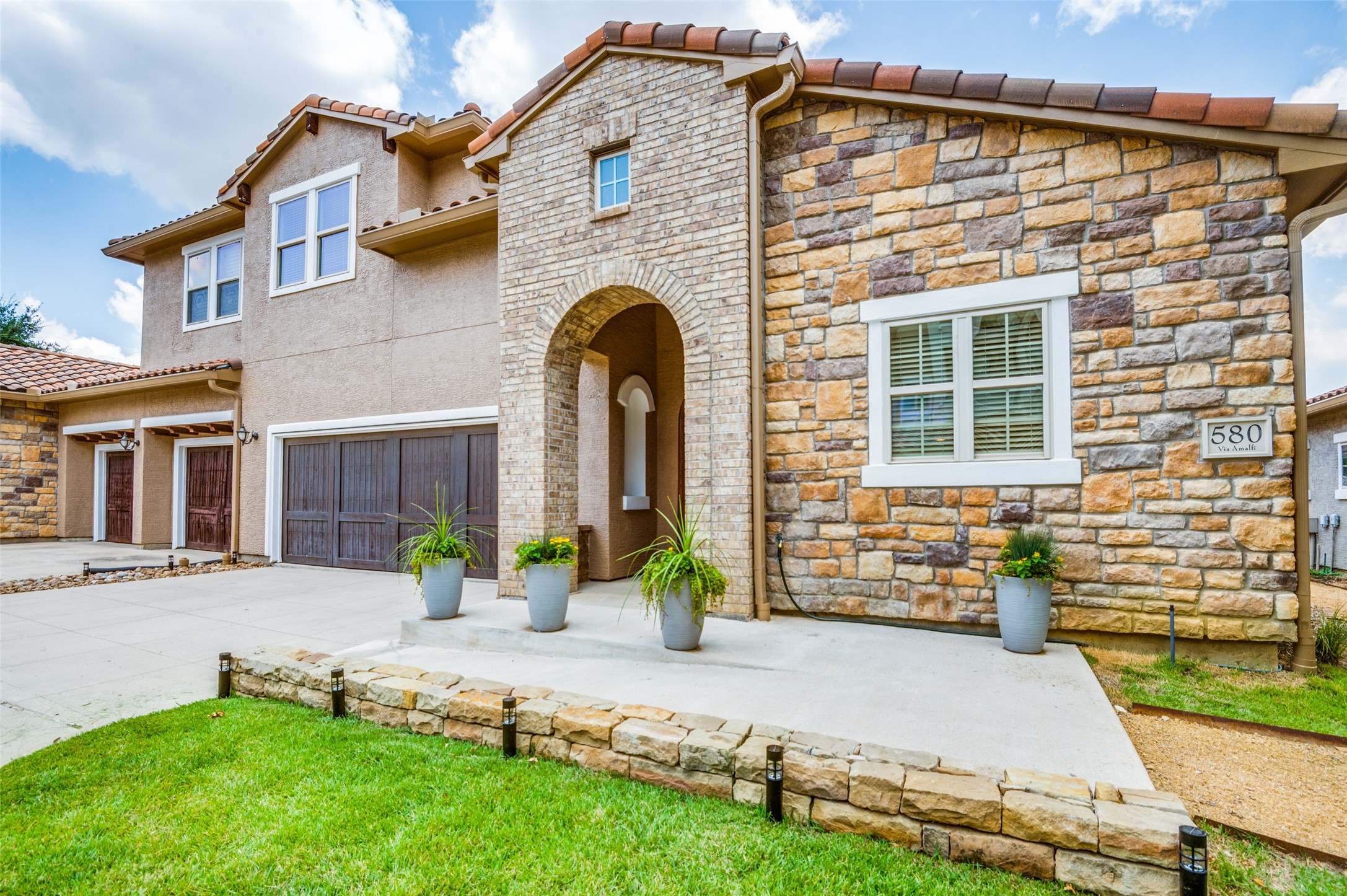 580 Via Amalfi Irving TX 75039