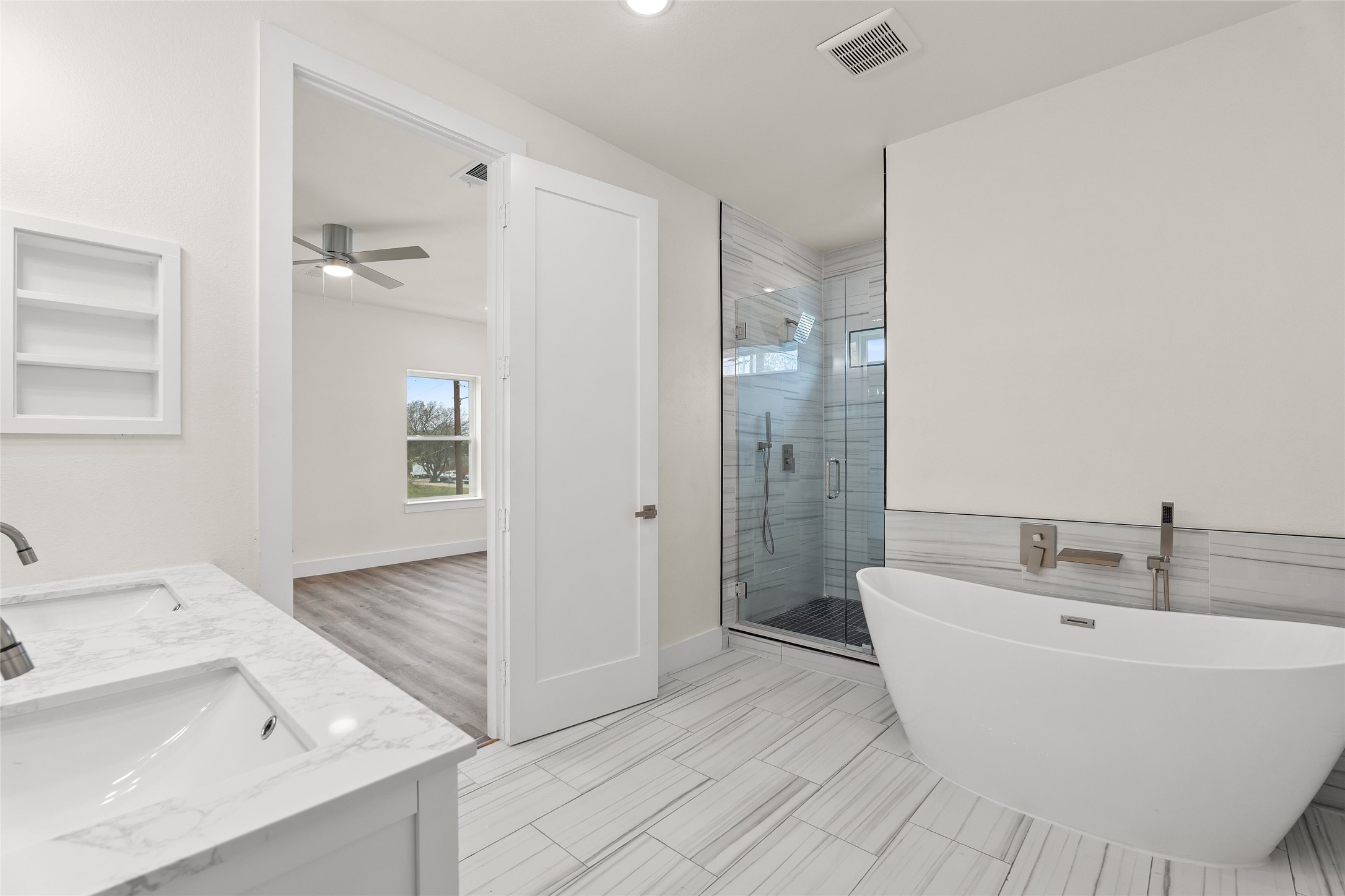 400 S Henderson Avenue Dallas TX 75223