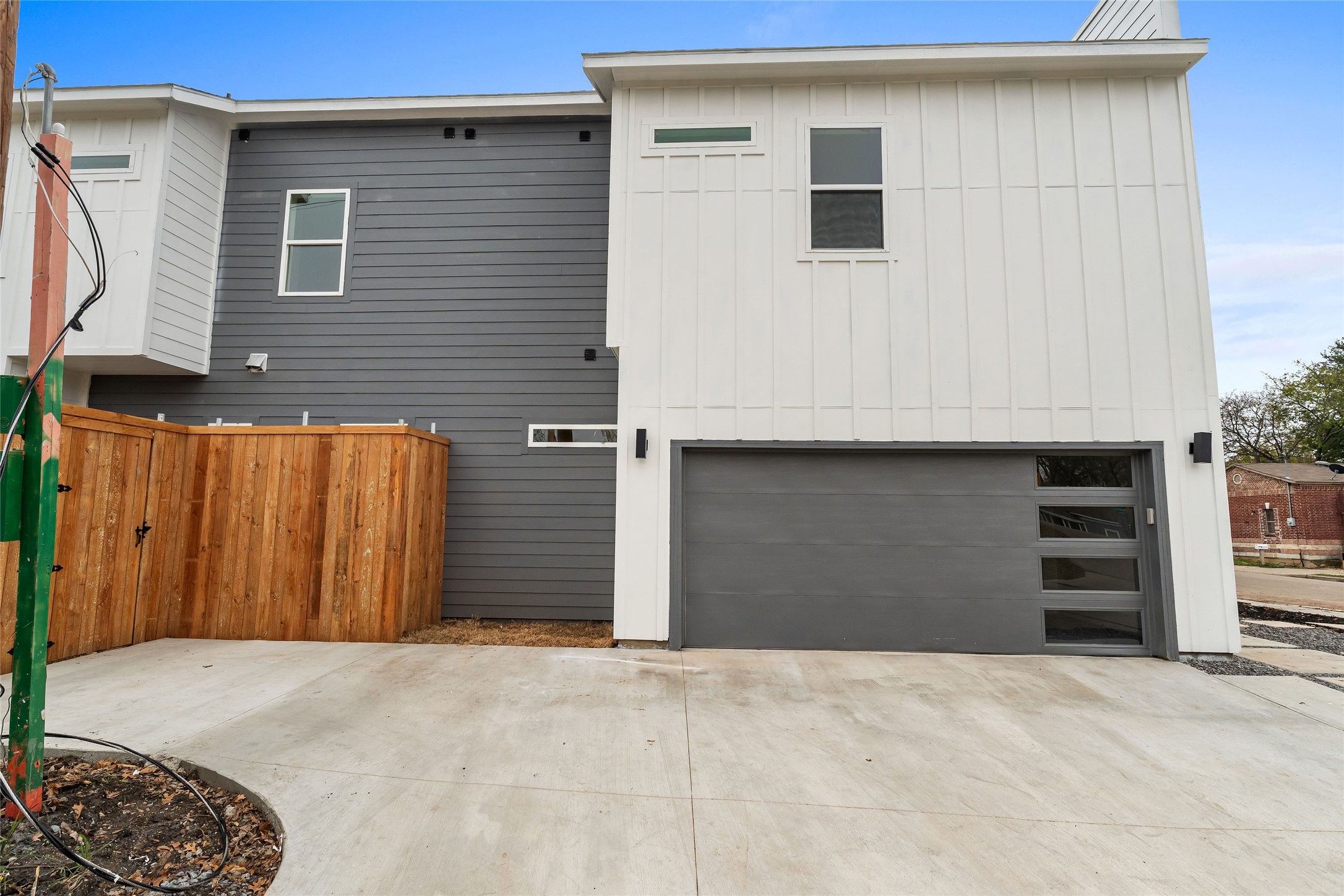 400 S Henderson Avenue Dallas TX 75223