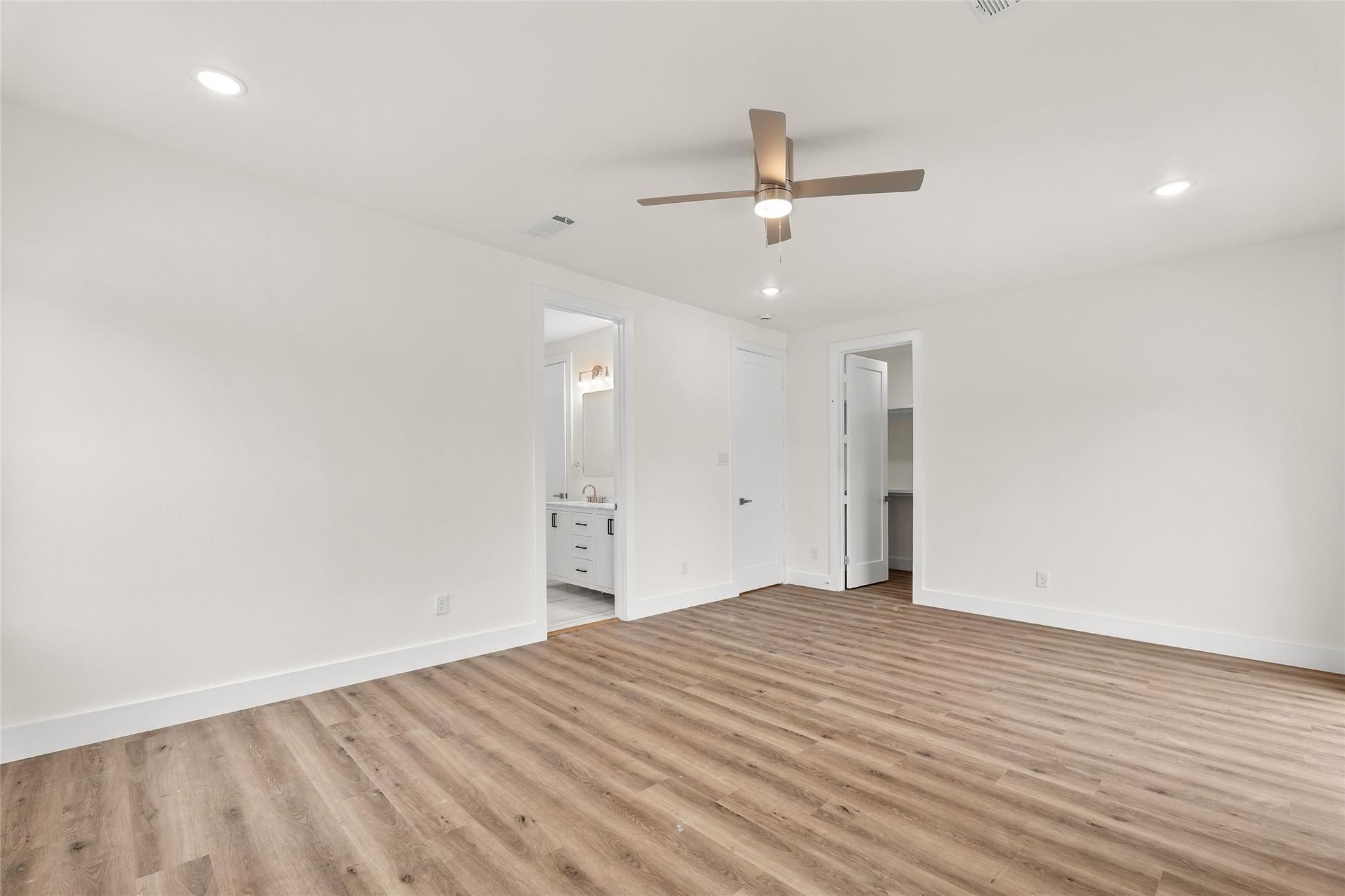 400 S Henderson Avenue Dallas TX 75223