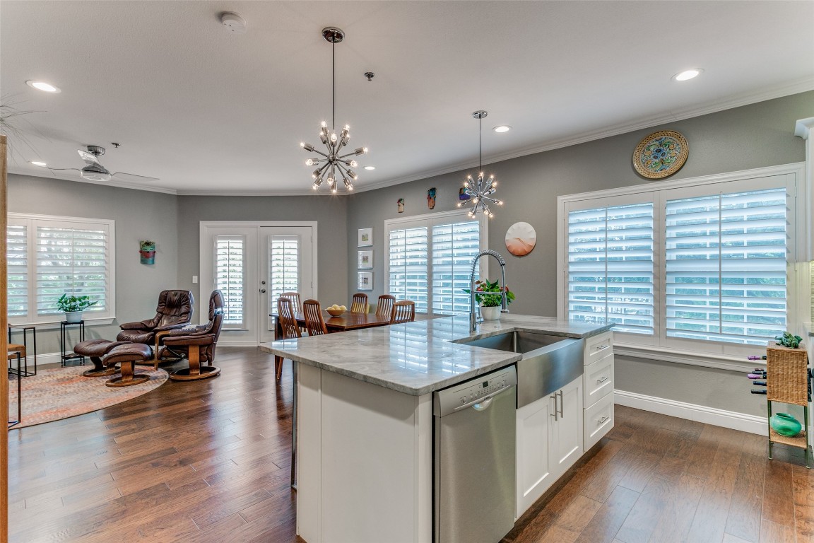 3400 Welborn Street Dallas TX 75219