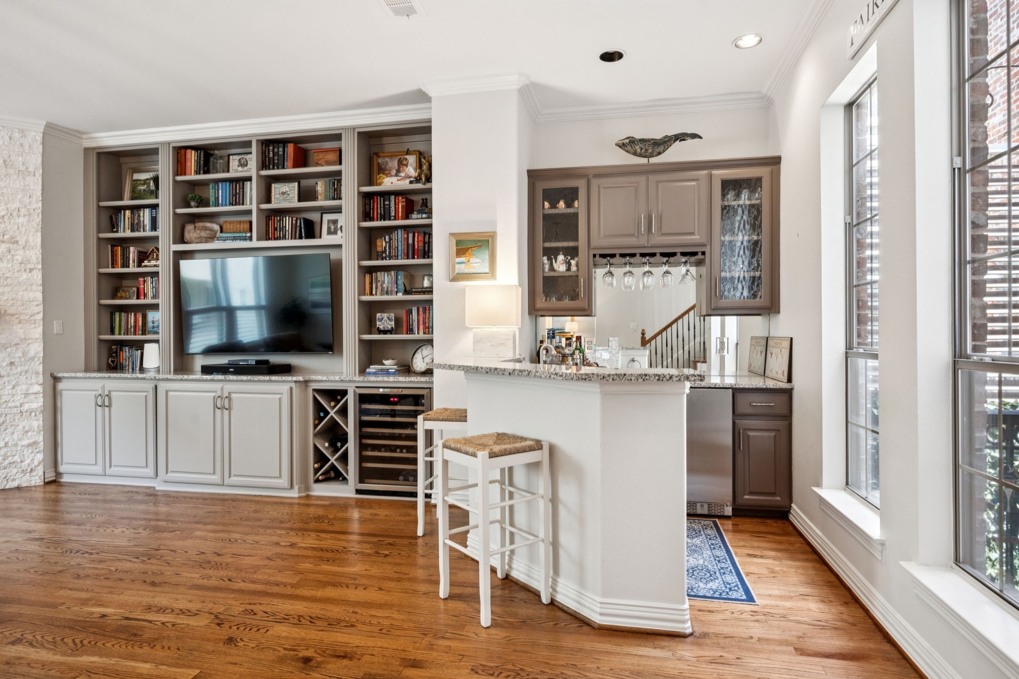 4051 Throckmorton Street Dallas TX 75219