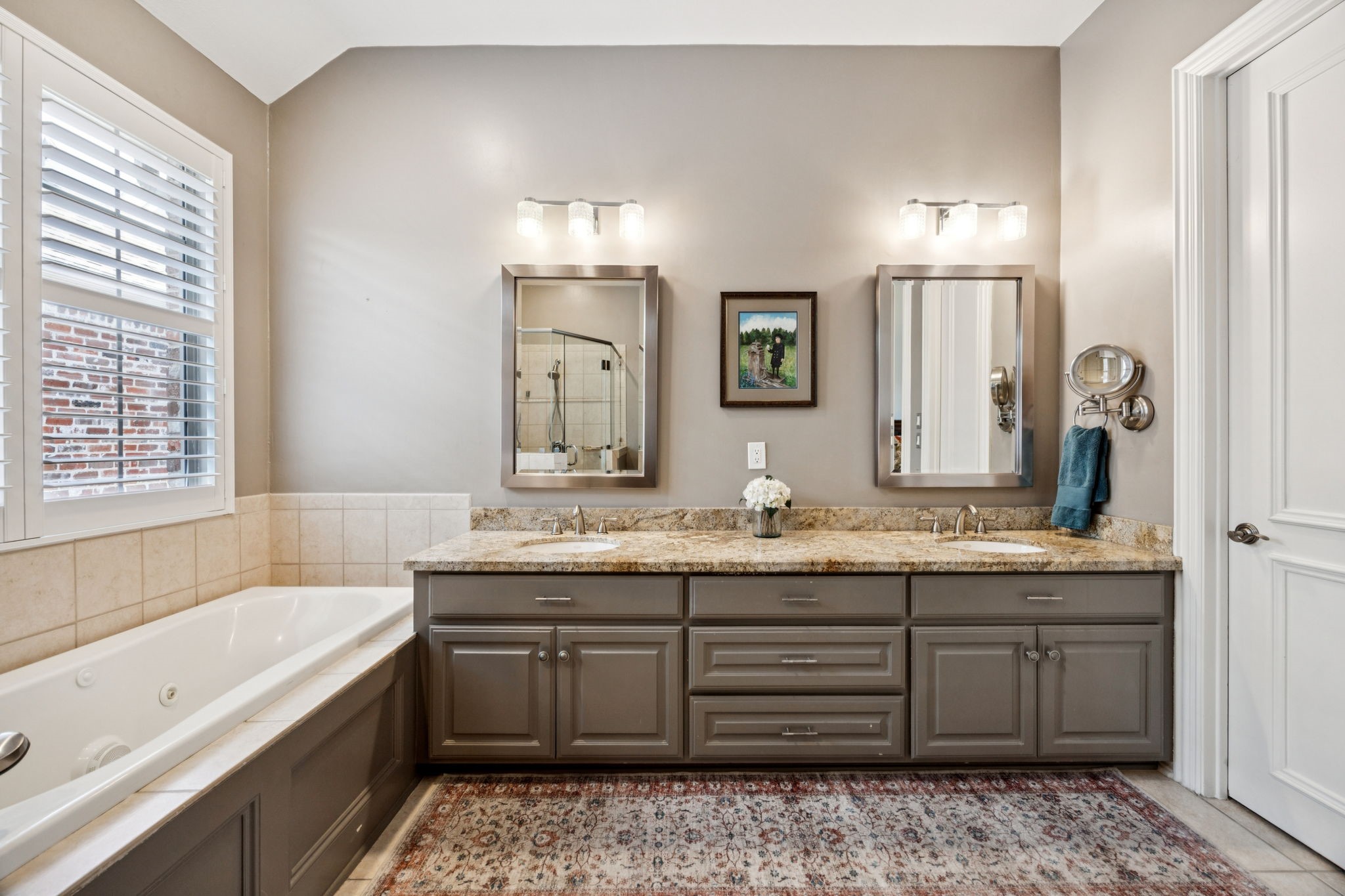 4051 Throckmorton Street Dallas TX 75219
