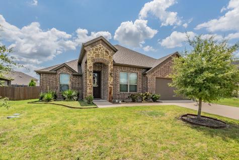 452 Wintergreen Drive Waxahachie TX 75165