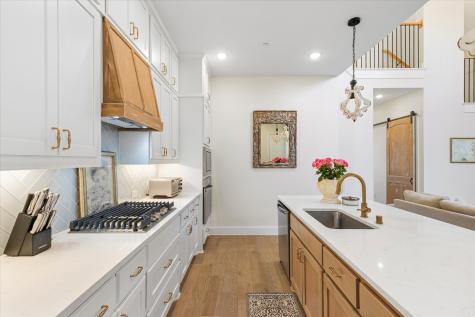 8120 Yellow Brick Pass Mckinney TX 75071