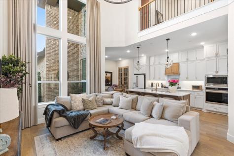 8120 Yellow Brick Pass Mckinney TX 75071