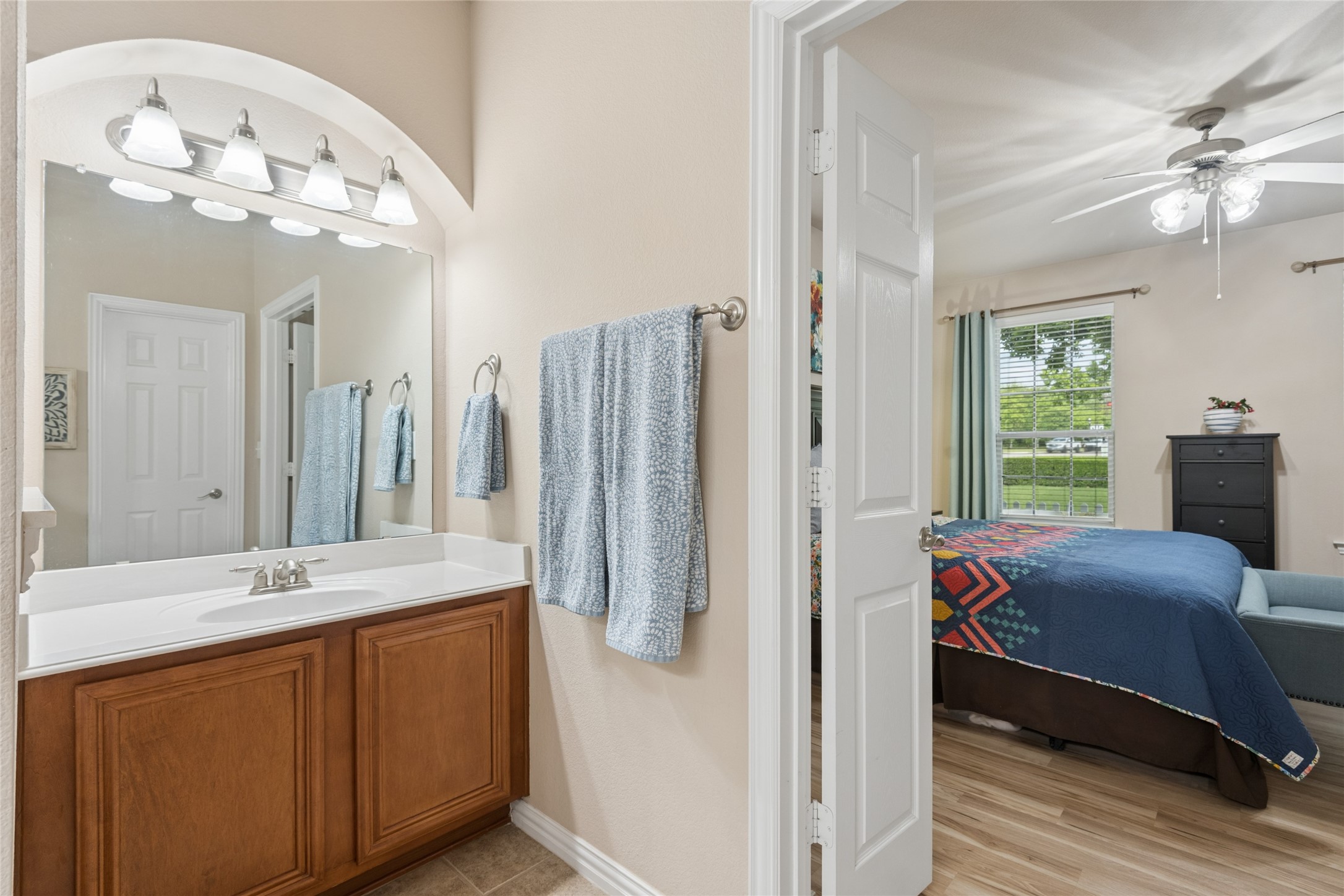 6204 Crescent Street North Richland Hills TX 76180
