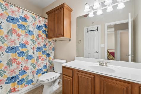 6204 Crescent Street North Richland Hills TX 76180