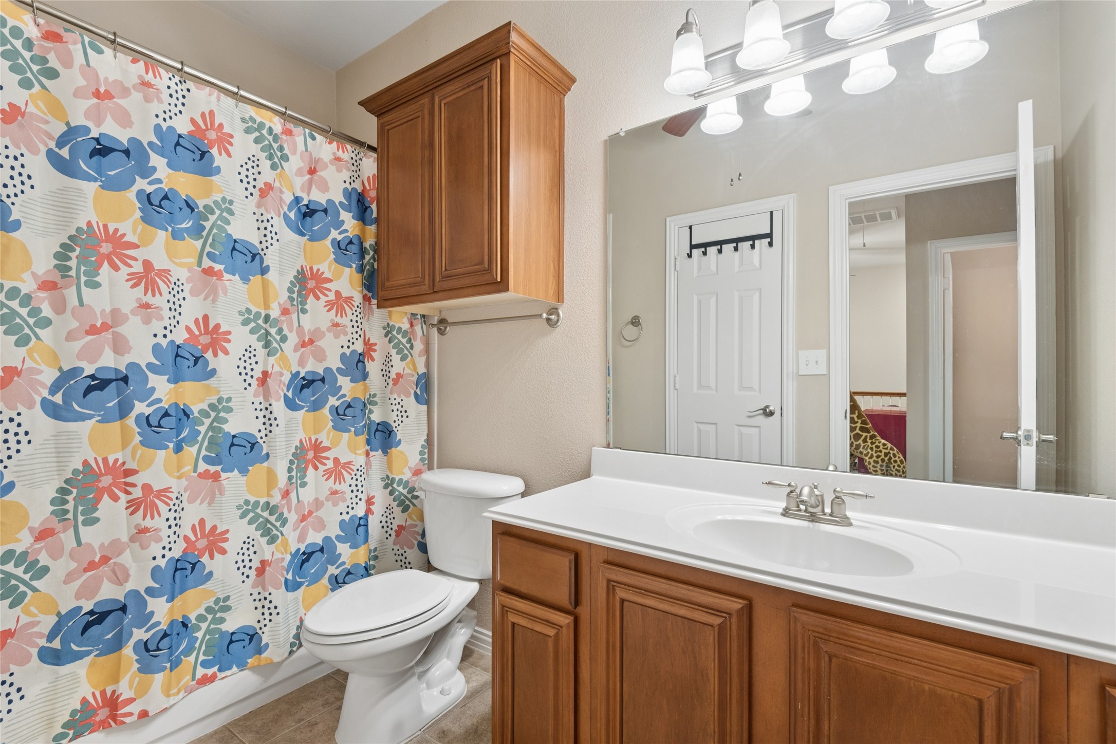6204 Crescent Street North Richland Hills TX 76180