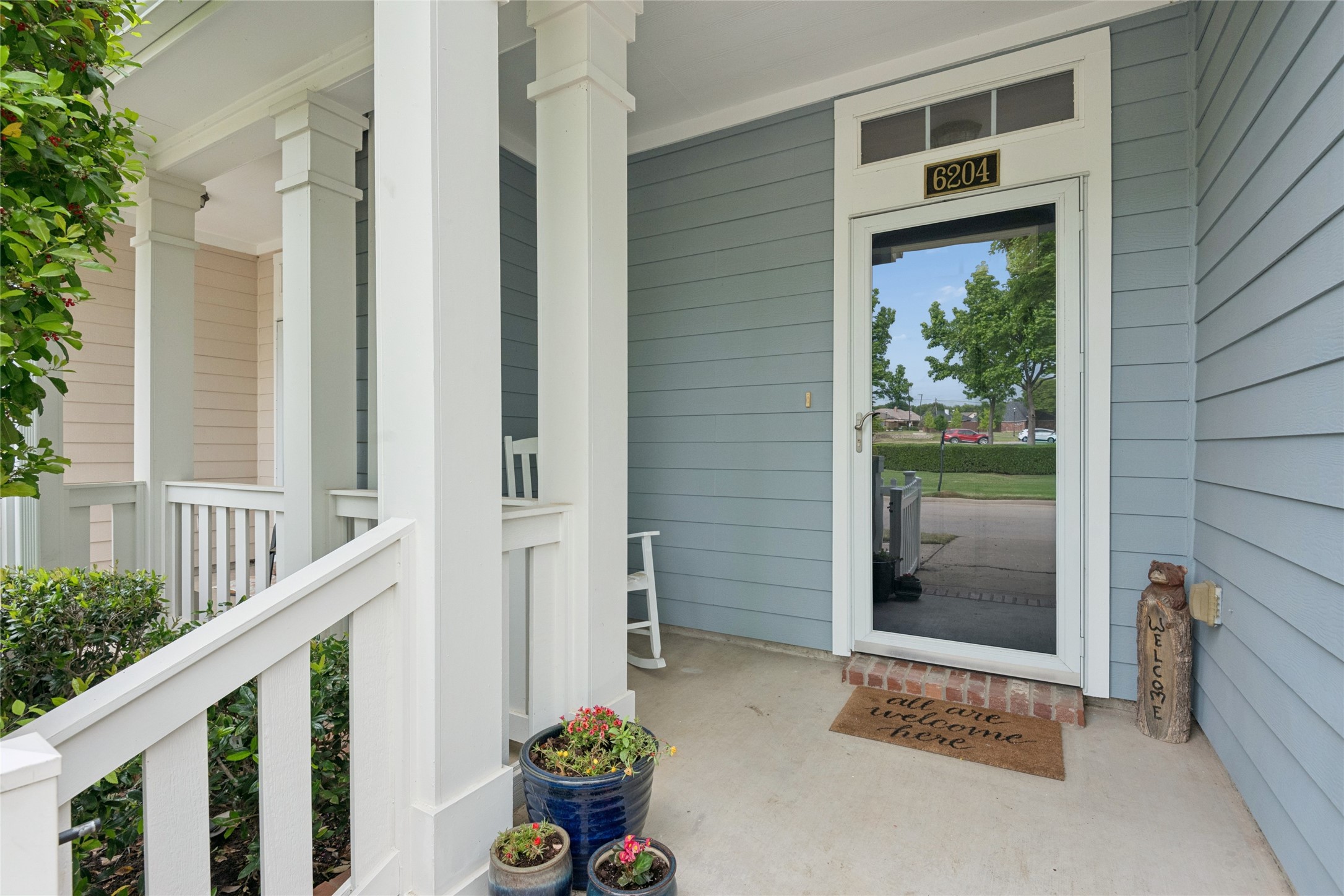 6204 Crescent Street North Richland Hills TX 76180