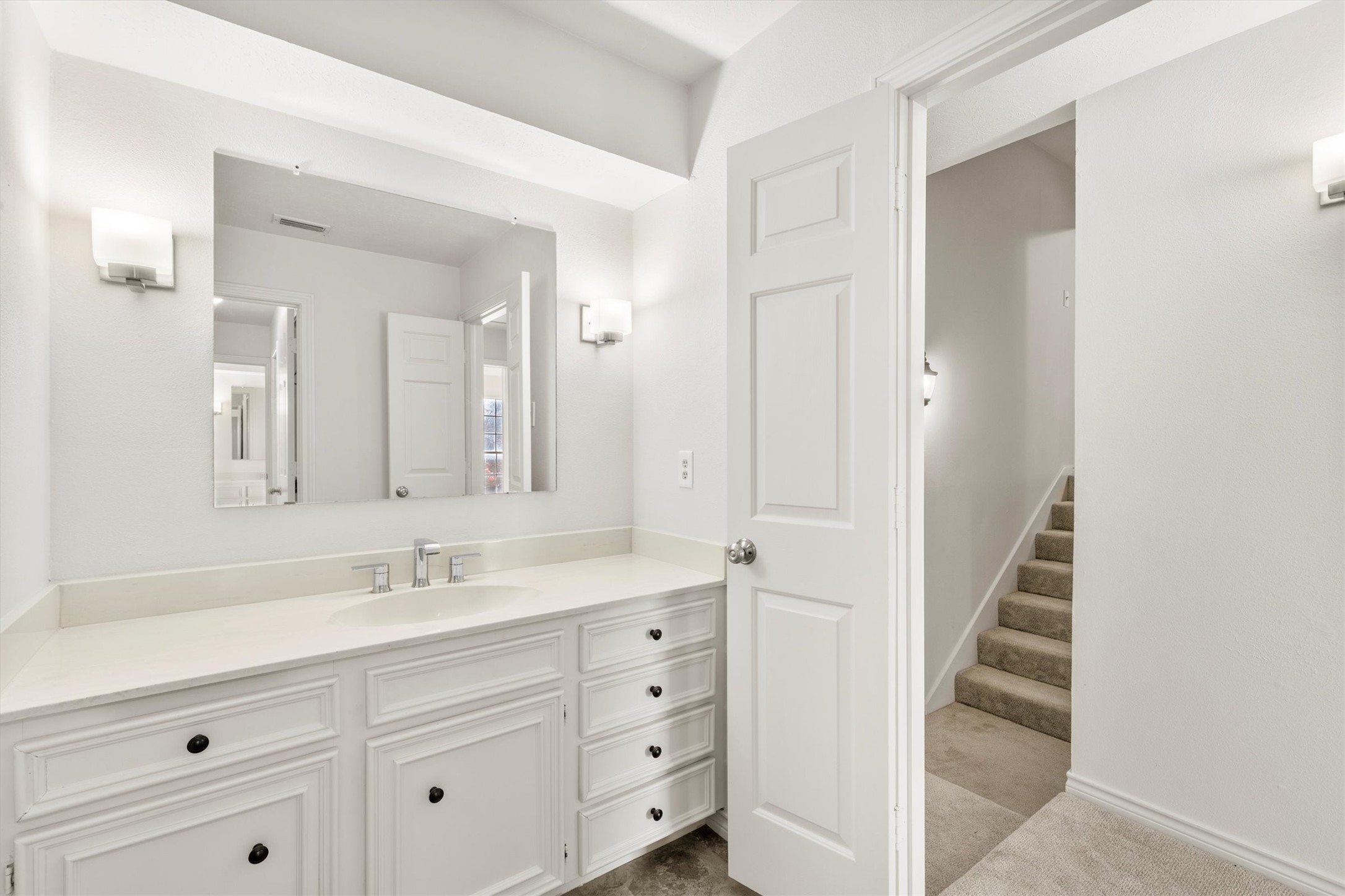 3801 S Versailles Avenue Dallas TX 75209