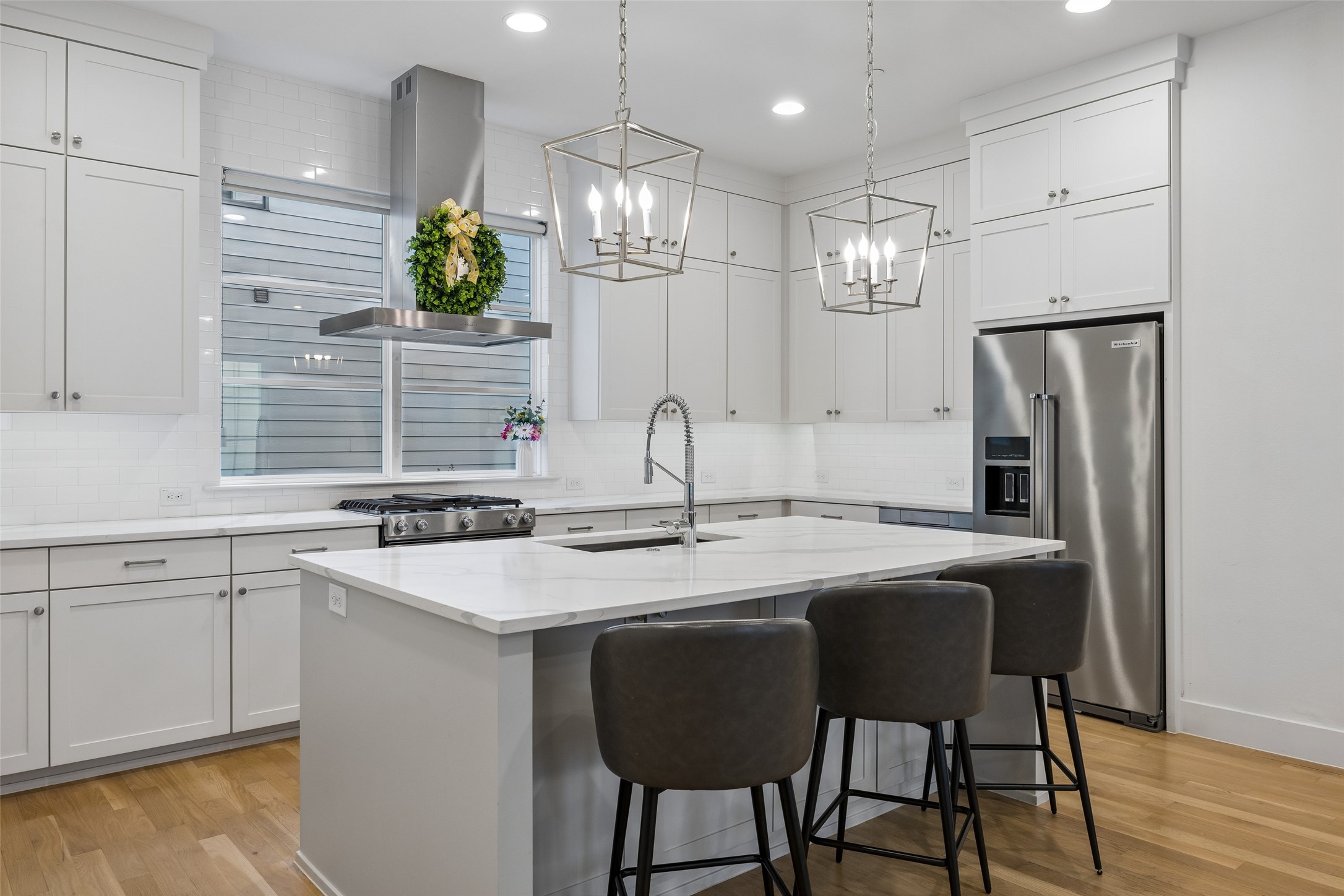 2715 Kimsey Drive Dallas TX 75235