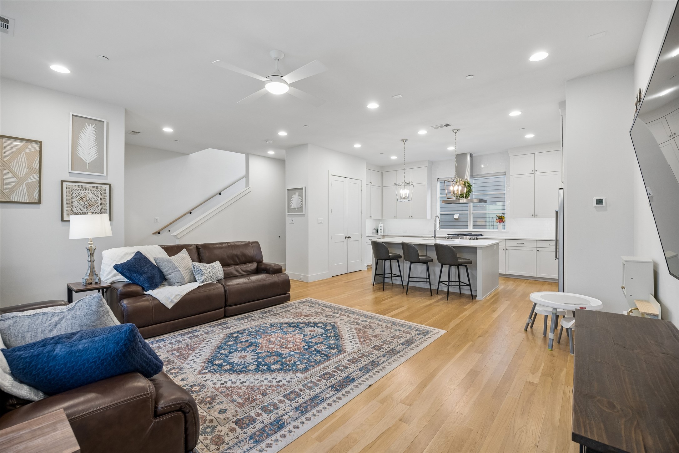 2715 Kimsey Drive Dallas TX 75235