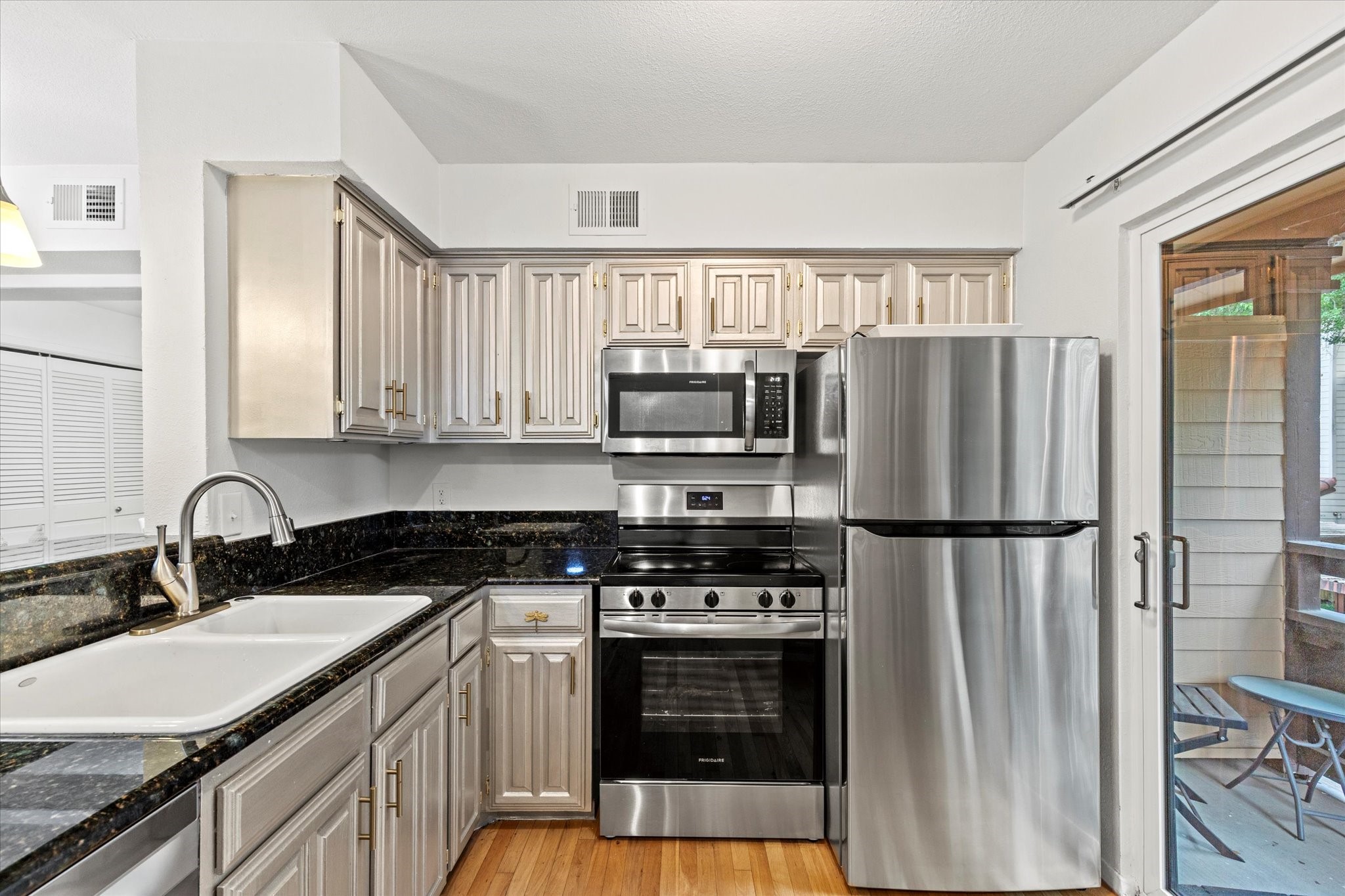 5626 Preston Oaks Road Dallas TX 75254