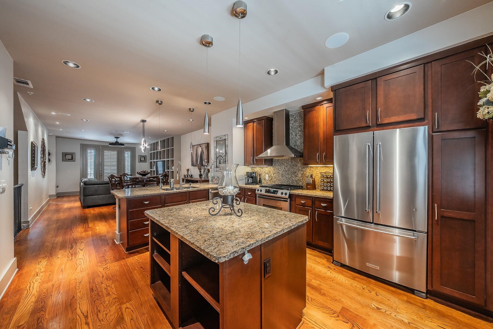 6350 Oriole Drive Dallas TX 75209