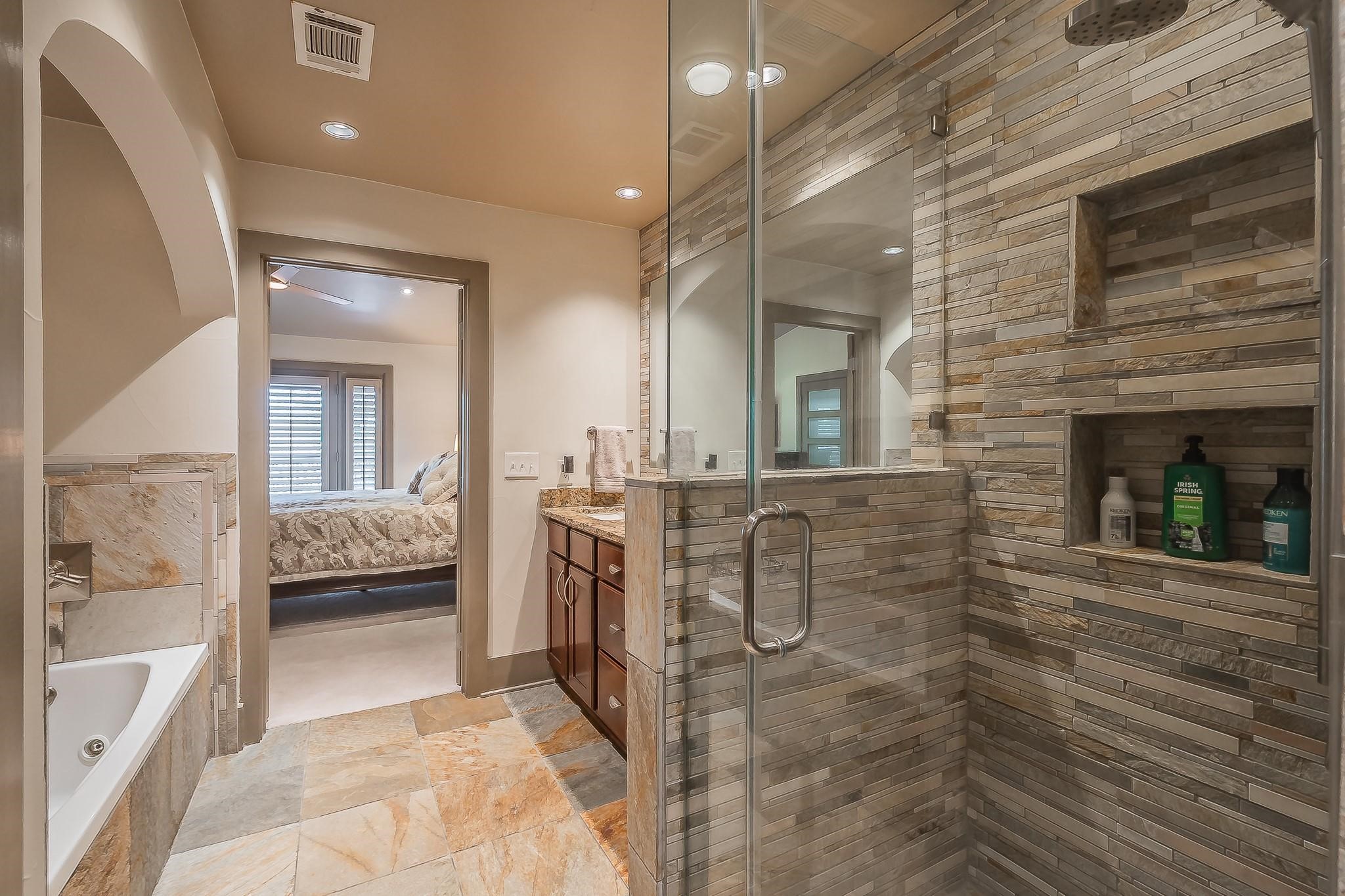 6350 Oriole Drive Dallas TX 75209