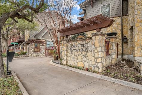 6350 Oriole Drive Dallas TX 75209