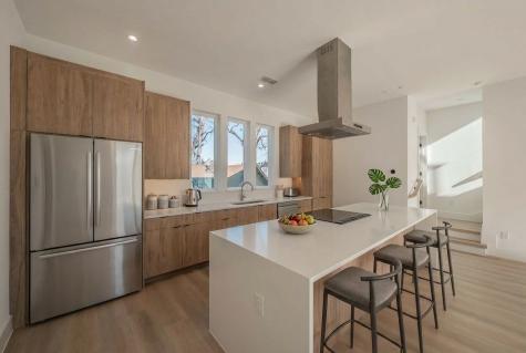 2523 Hondo Avenue Dallas TX 75219