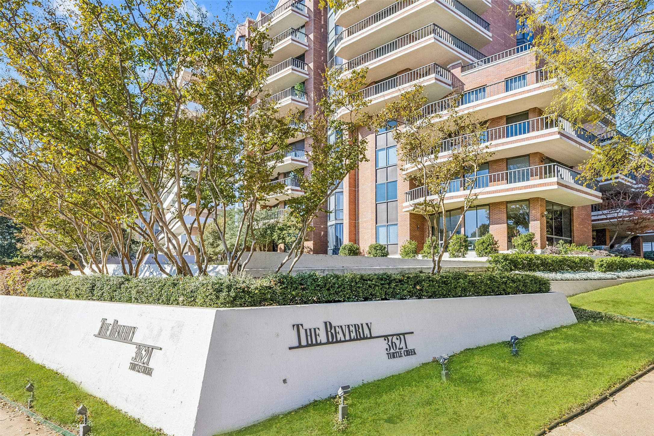 3621 Turtle Creek Boulevard Dallas TX 75219