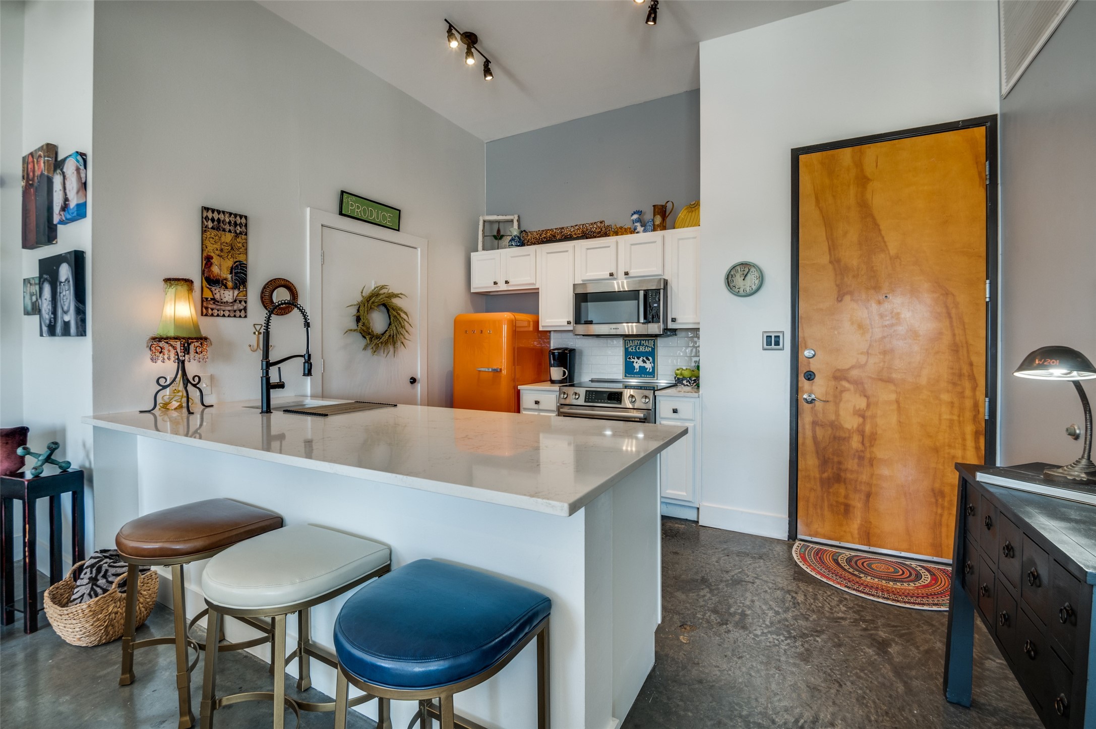 2502 Live Oak Street Dallas TX 75204