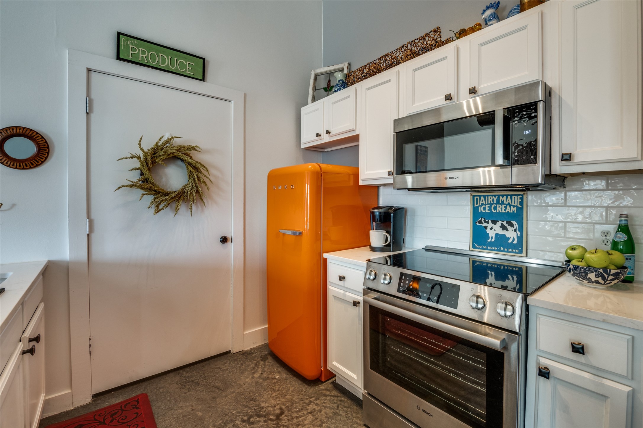 2502 Live Oak Street Dallas TX 75204