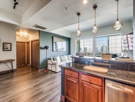3225 Turtle Creek Boulevard Dallas TX 75219