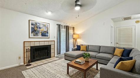2101 Friendly Drive Arlington TX 76011