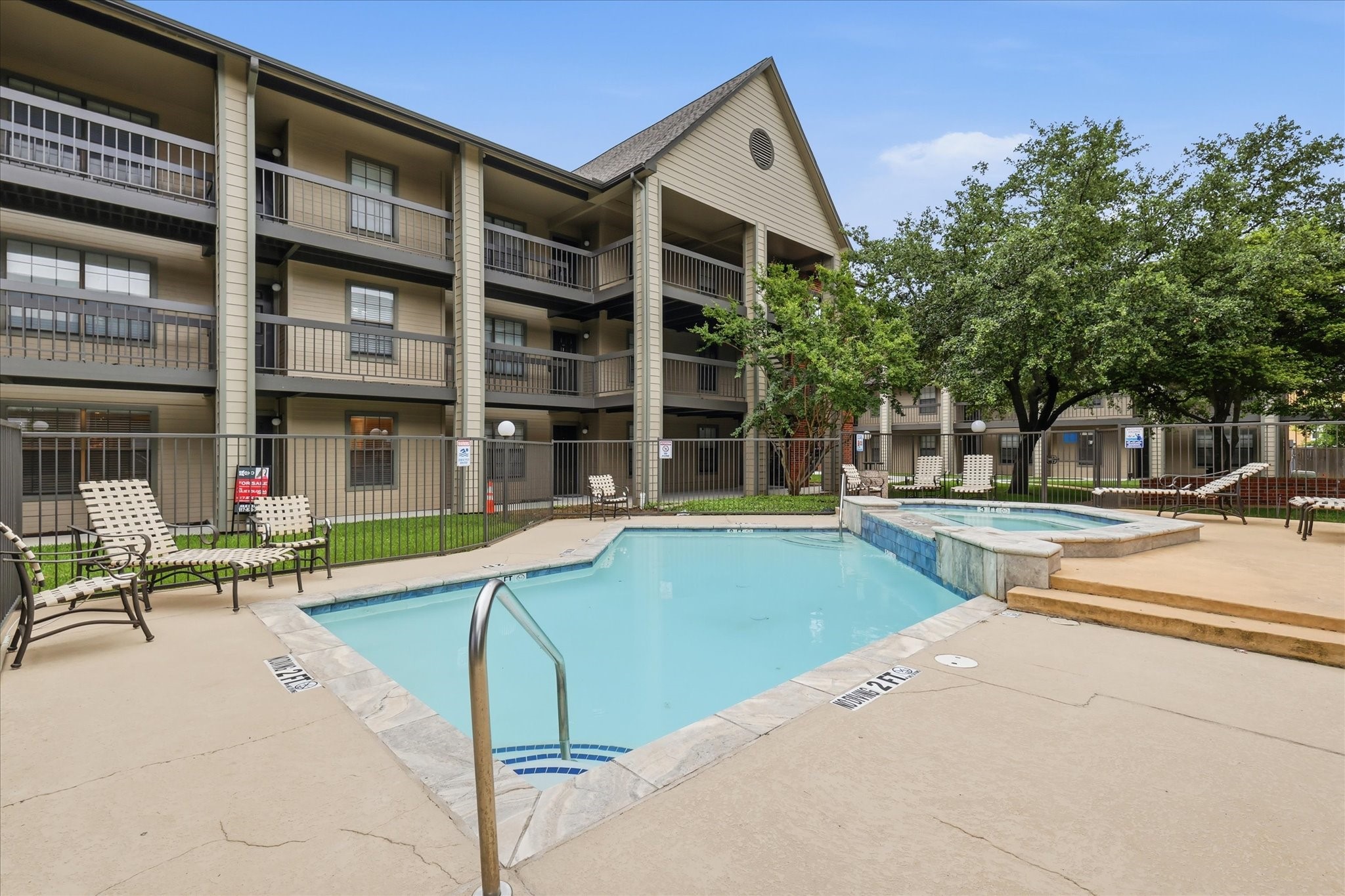 218 N Texas Boulevard Denton TX 76201