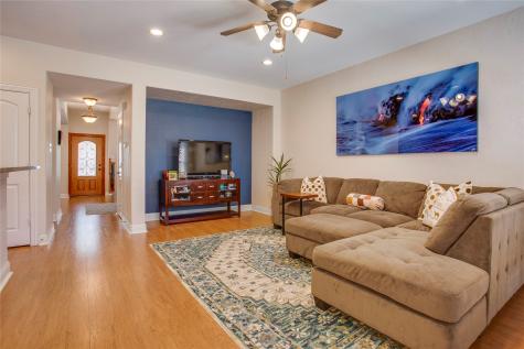 6838 Deseo Irving TX 75039