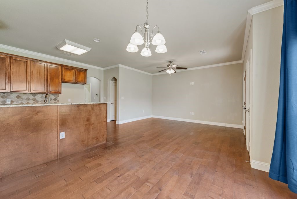 207 S Kealy Avenue Lewisville TX 75057
