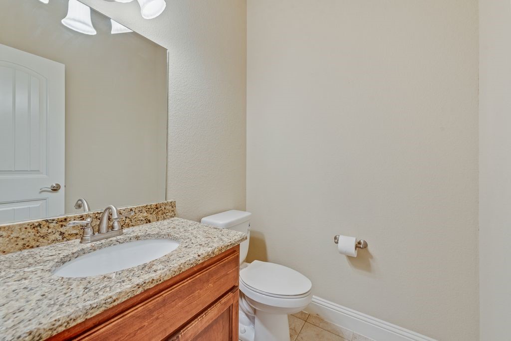 207 S Kealy Avenue Lewisville TX 75057