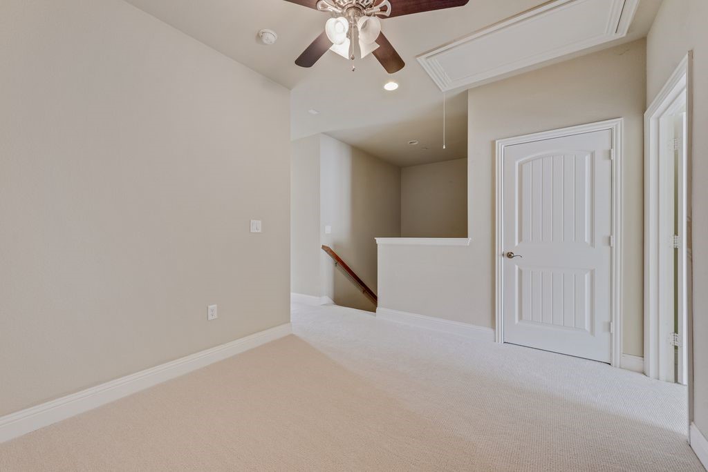 207 S Kealy Avenue Lewisville TX 75057