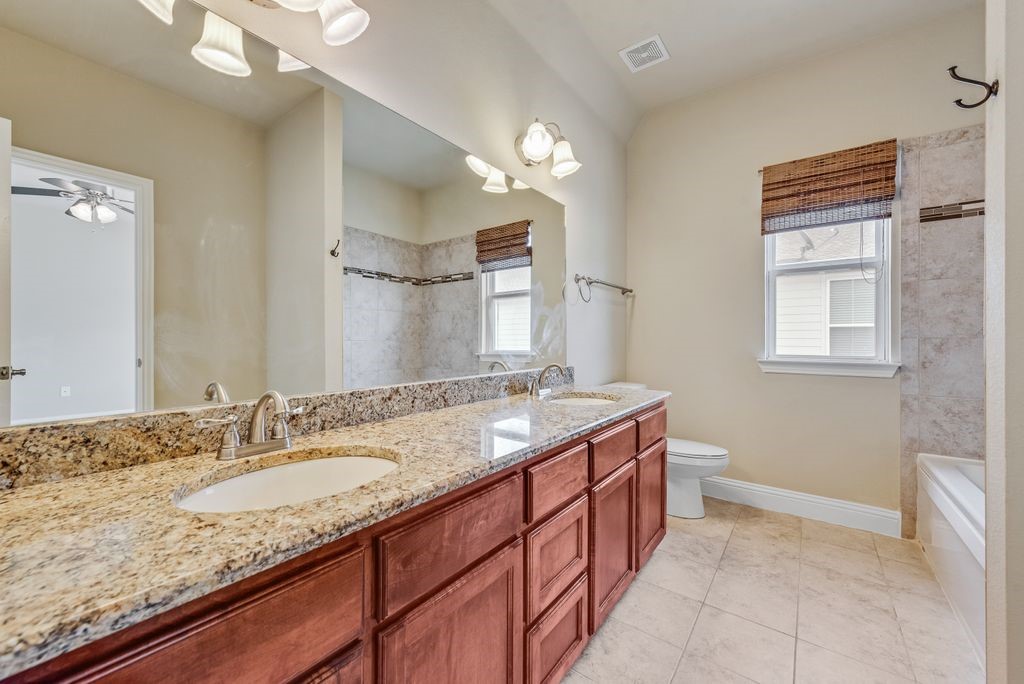207 S Kealy Avenue Lewisville TX 75057