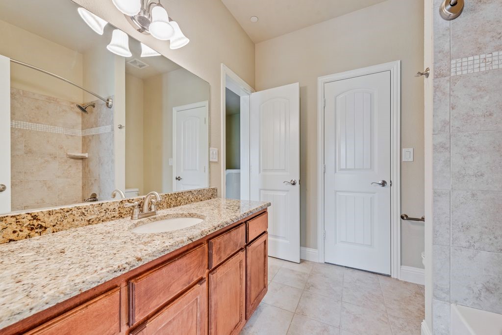 207 S Kealy Avenue Lewisville TX 75057