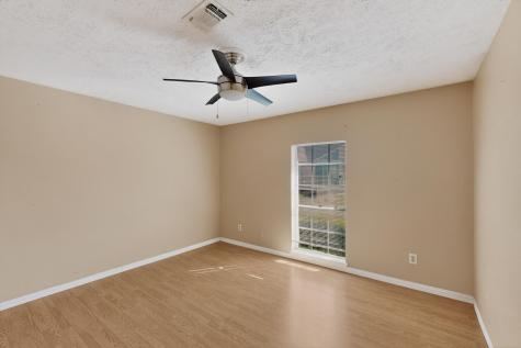 8 W Townhouse Lane Grand Prairie TX 75052