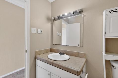 8 W Townhouse Lane Grand Prairie TX 75052