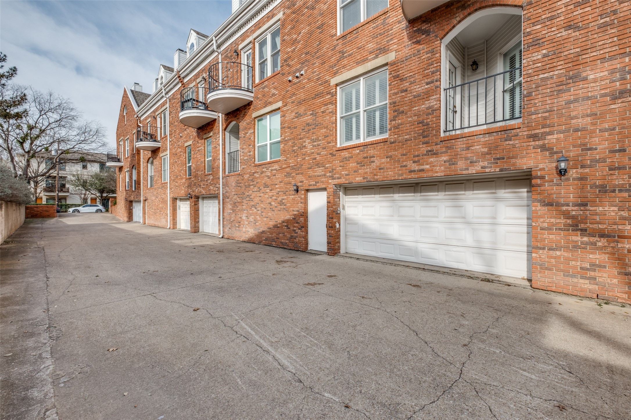 4034 Rawlins Street Dallas TX 75219