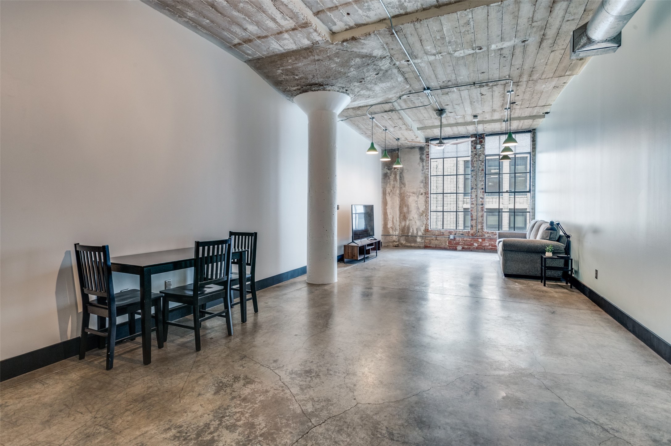 1122 Jackson Street Dallas TX 75202