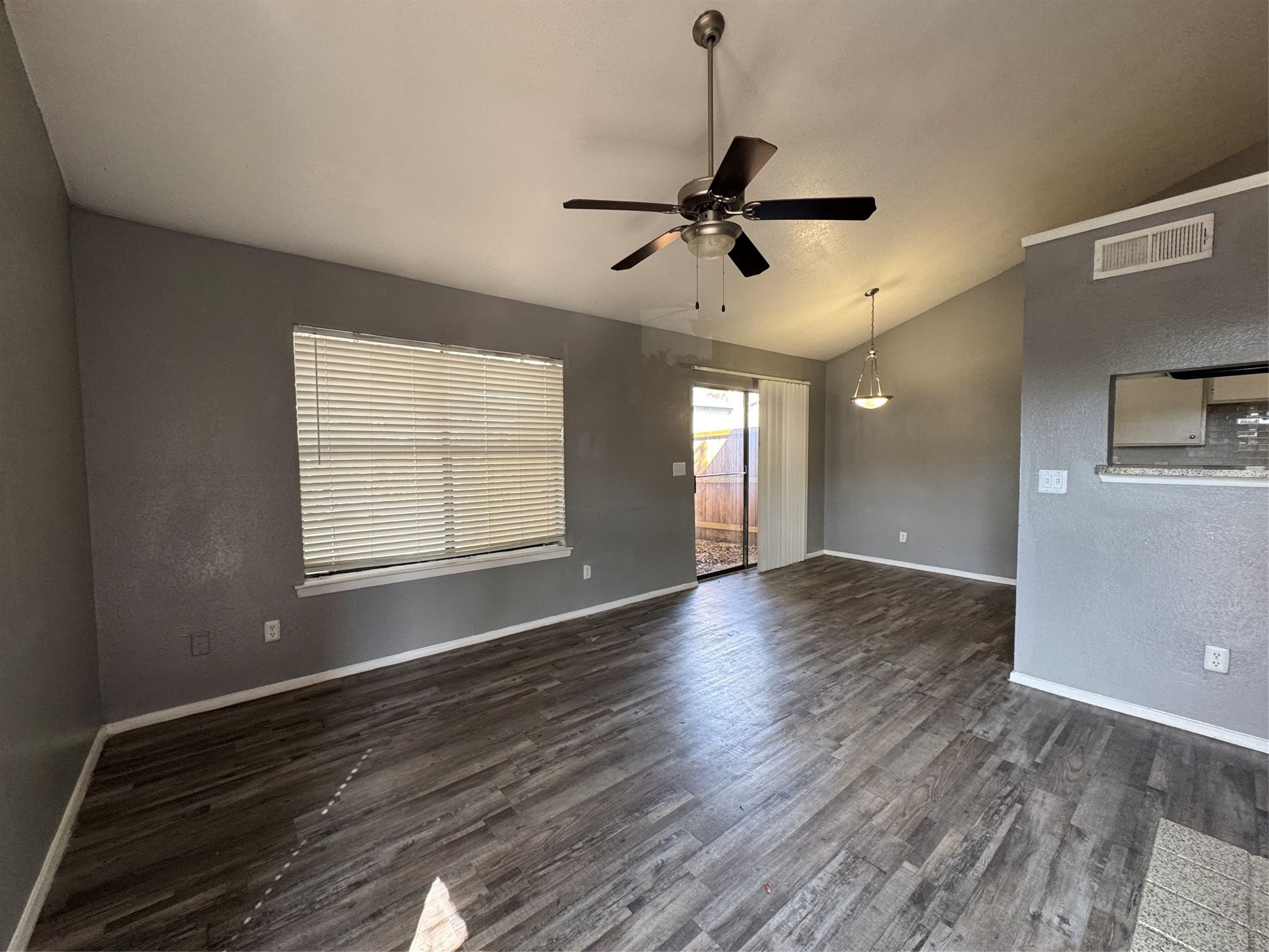 1122 Millview Drive Arlington TX 76012
