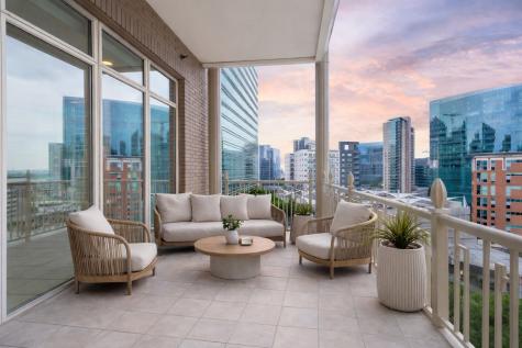 2525 N Pearl Street Dallas TX 75201