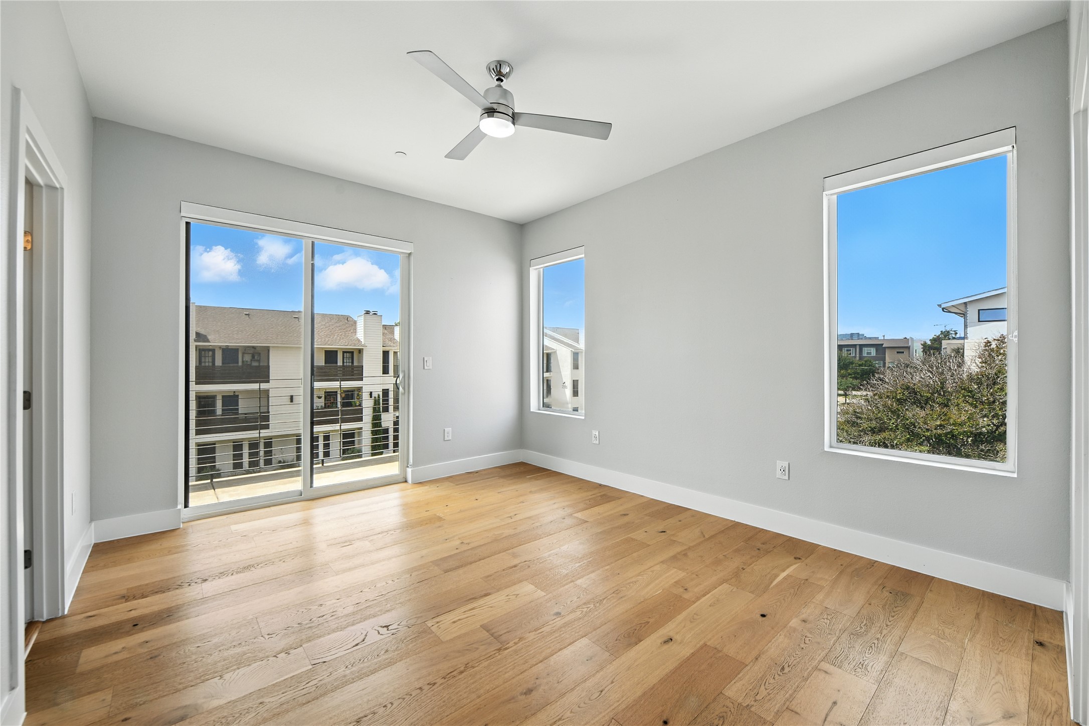 2222 Moser Avenue Dallas TX 75206