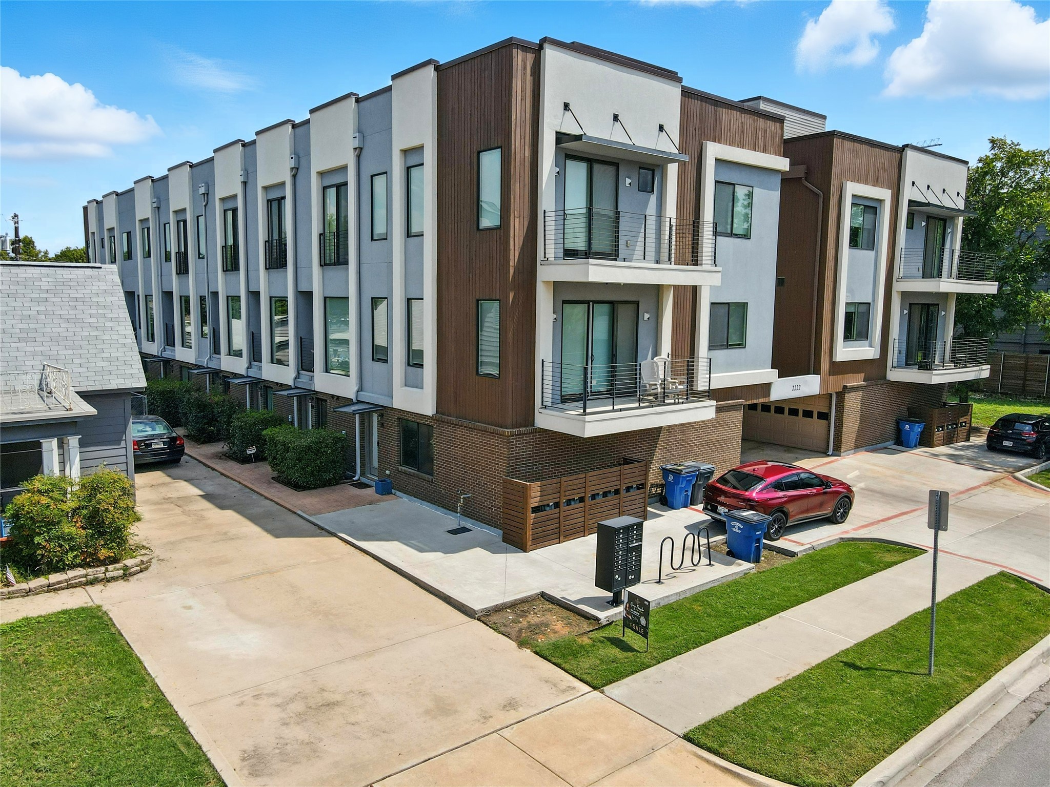 2222 Moser Avenue Dallas TX 75206