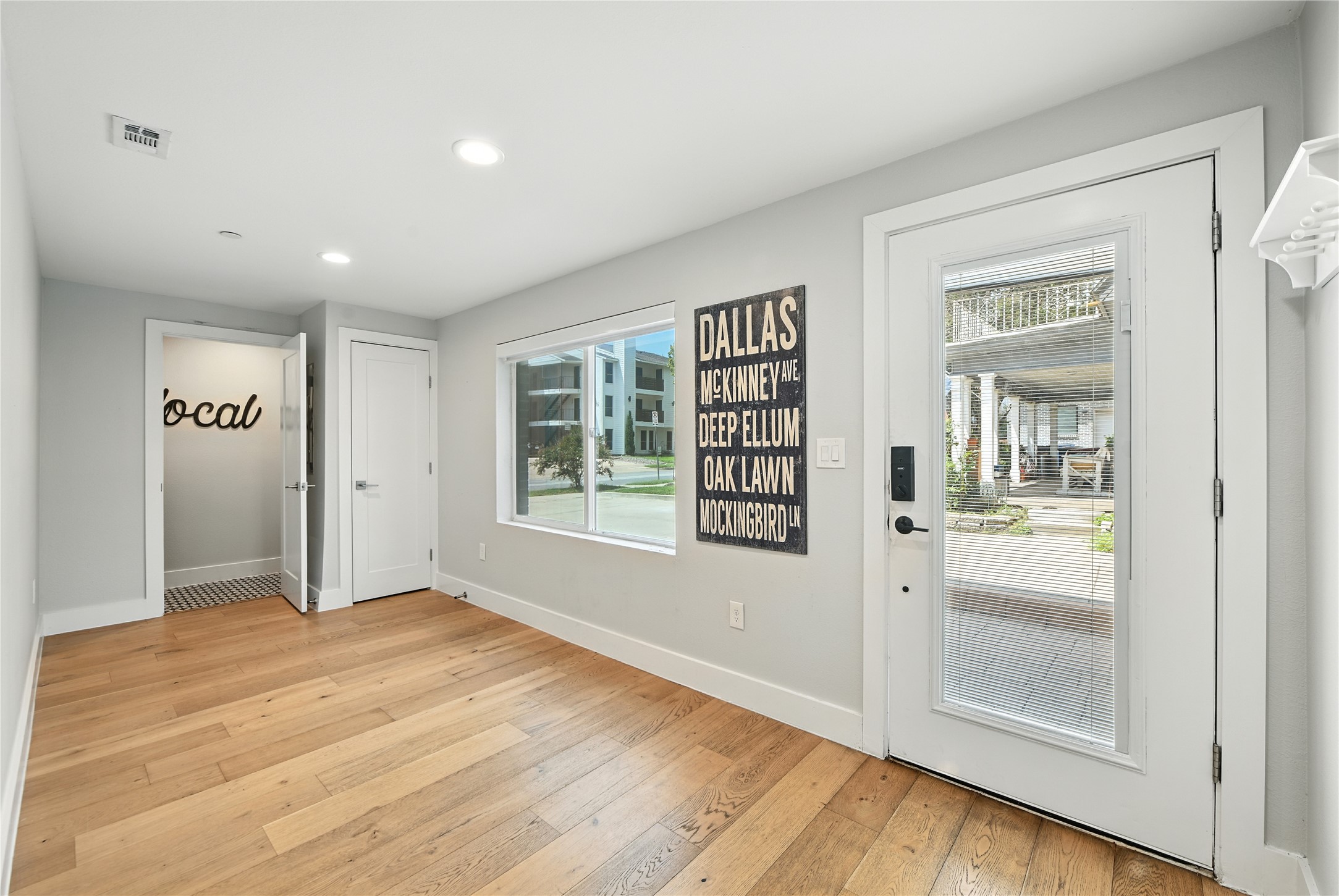 2222 Moser Avenue Dallas TX 75206