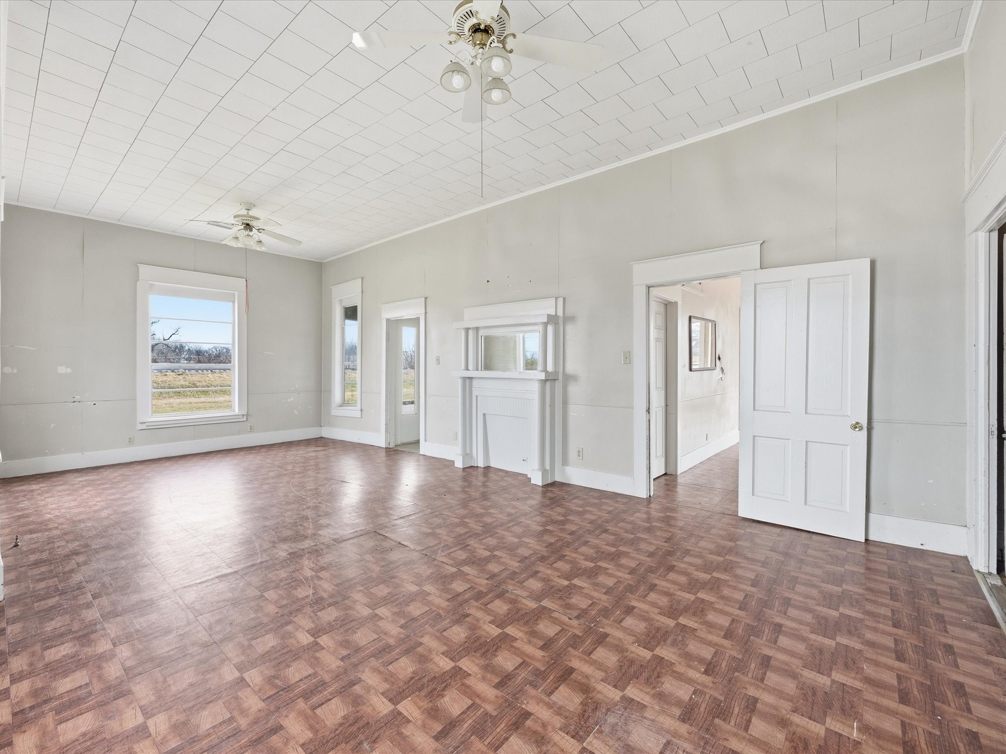 409 NW Main Street Ennis TX 75119