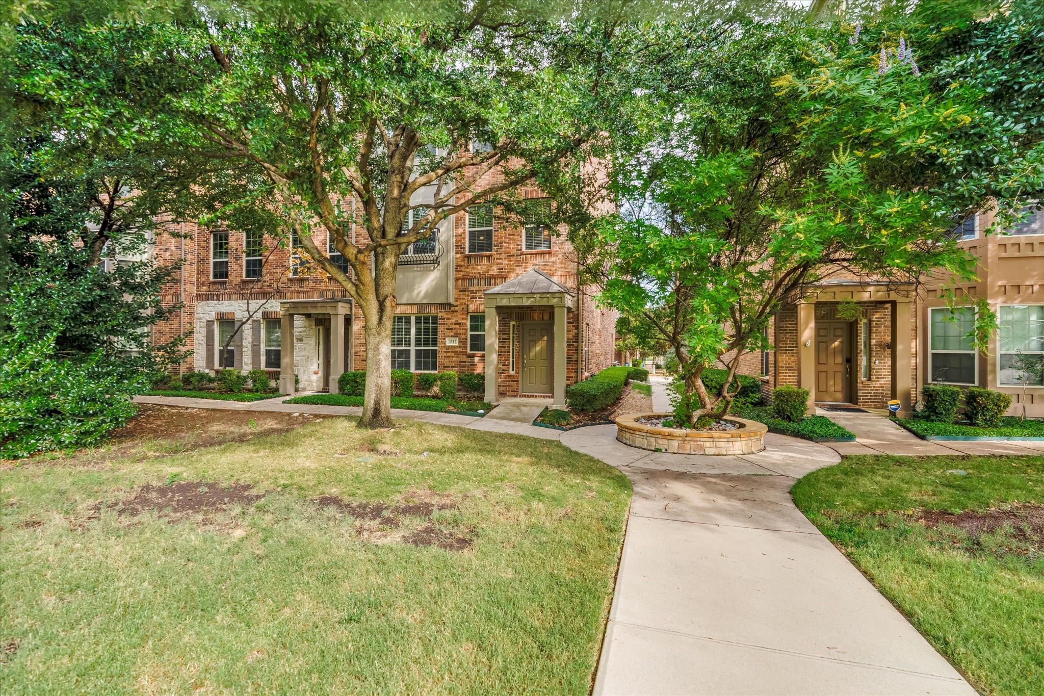 3912 Amberwood Drive Addison TX 75001