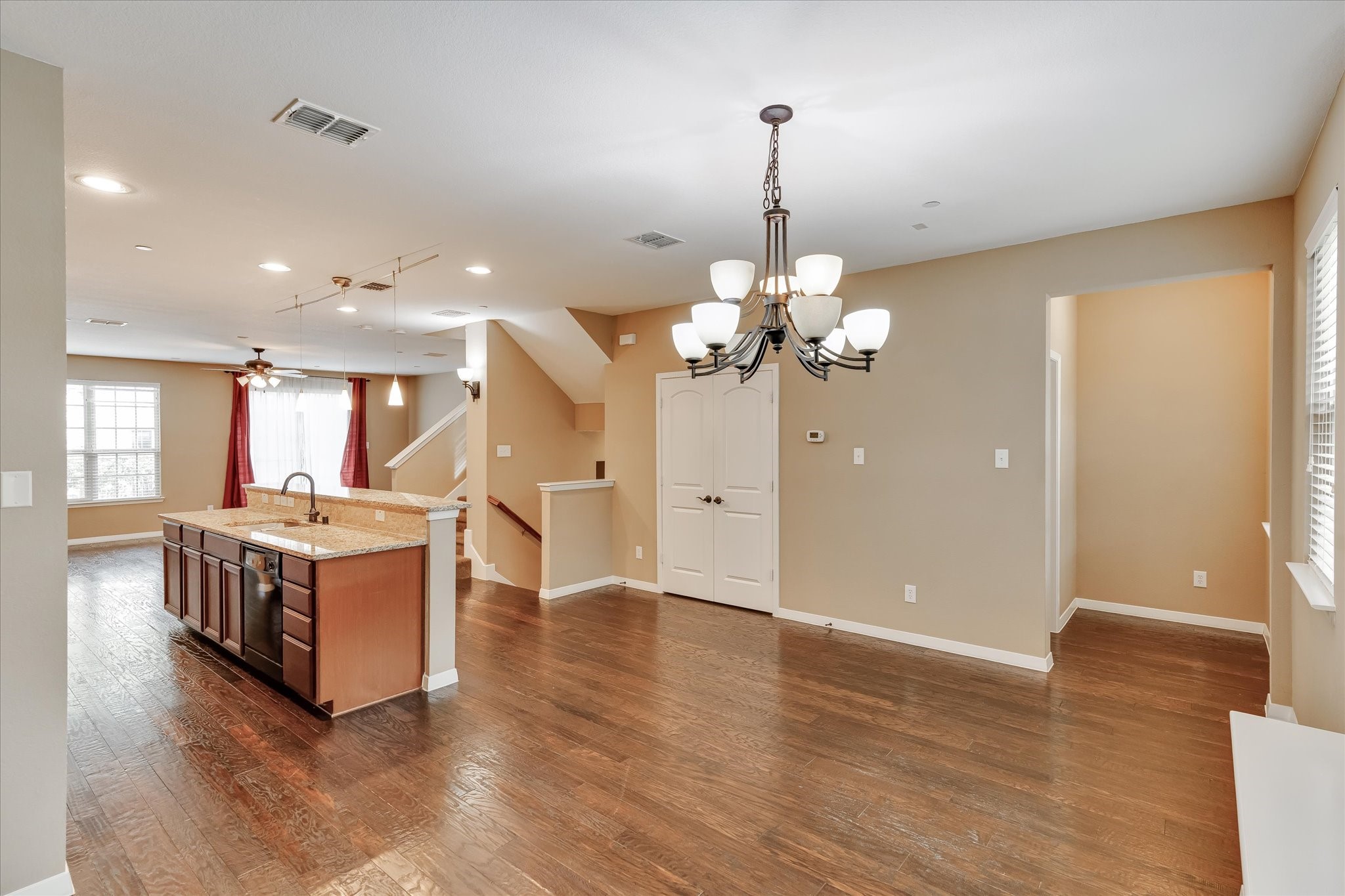 3912 Amberwood Drive Addison TX 75001