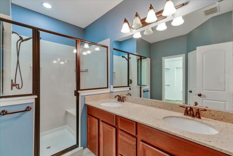 3912 Amberwood Drive Addison TX 75001