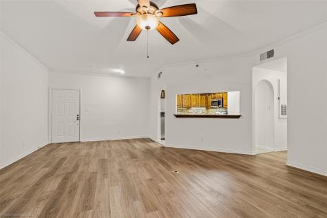 1010 Allen Street Dallas TX 75204