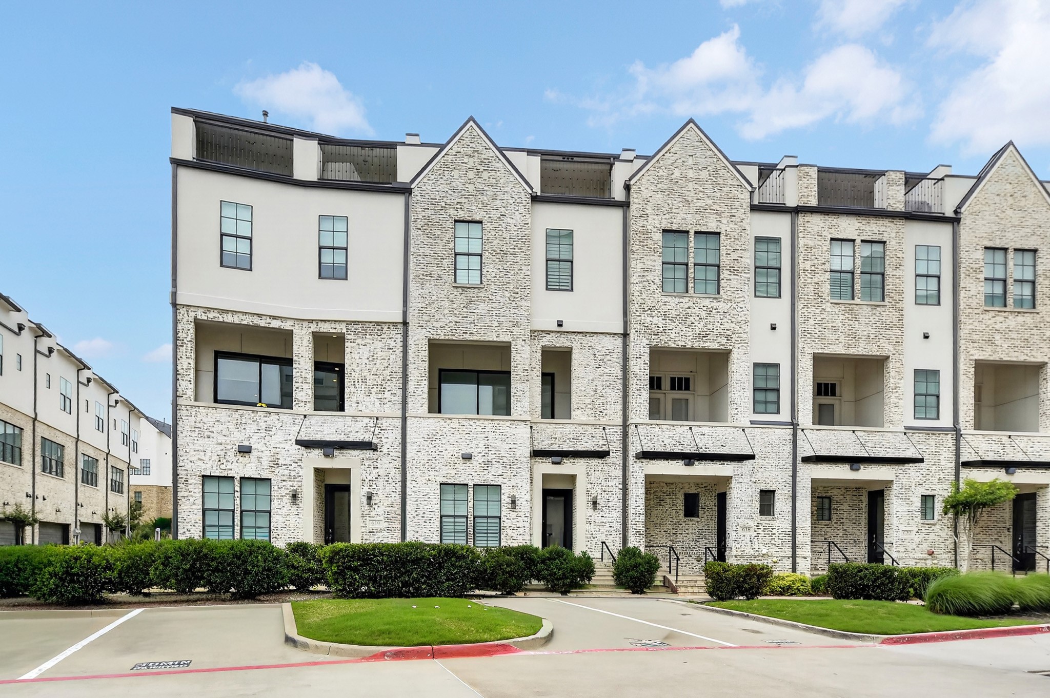 610 Dalton Lane Irving TX 75039
