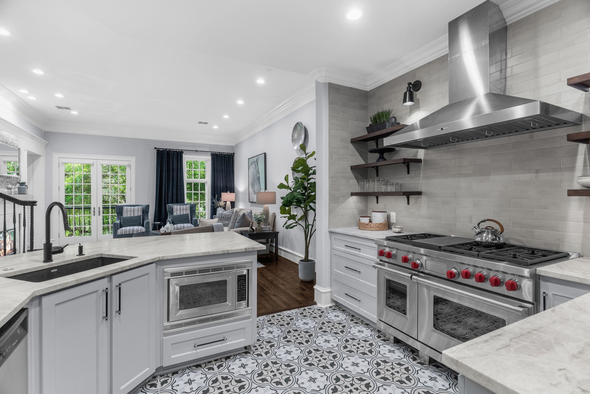 2222 Worthington Street Dallas TX 75204